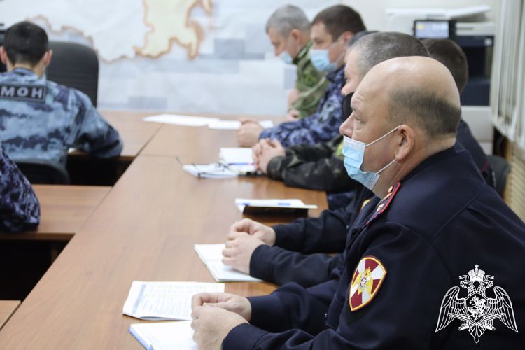 В управлении Росгвардии по Магаданской области завершился командирский сбор