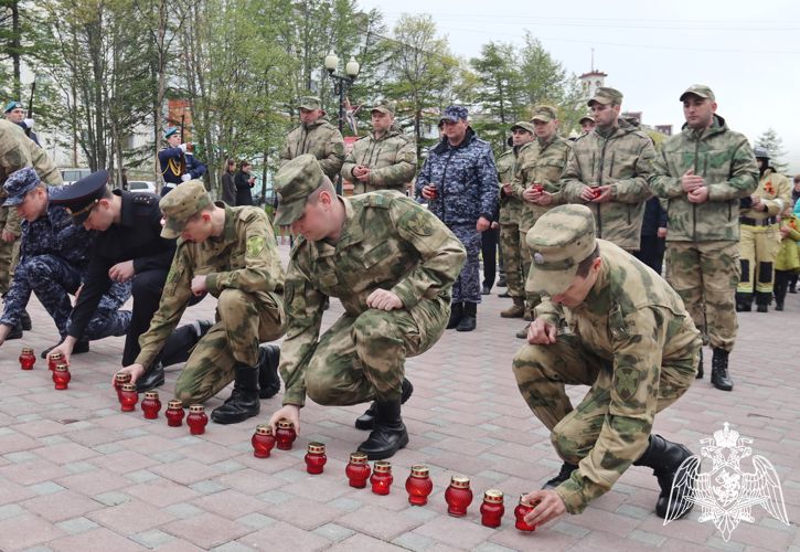 Колымские росгвардейцы приняли участие во всероссийской акции «Минута молчания»