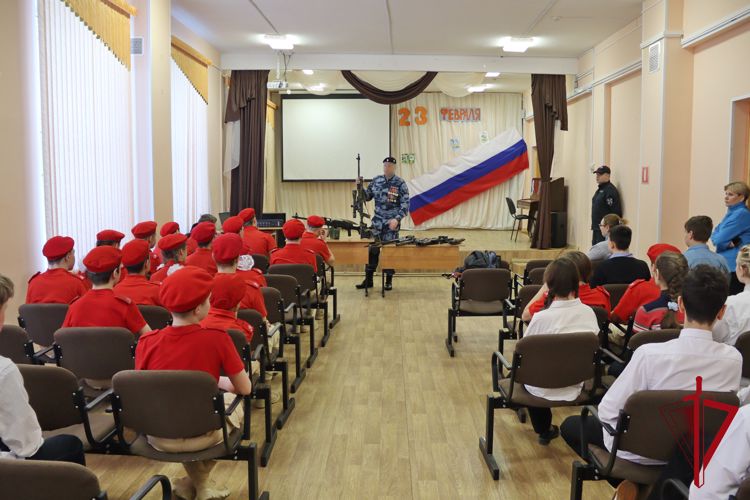 В Магадане продолжается всероссийская акция Росгвардии «Неделя мужества»