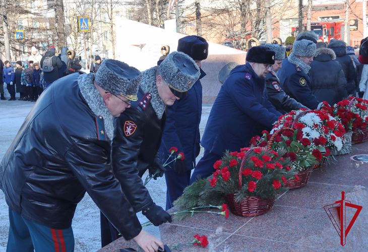 Магаданским росвгардейцам – участникам СВО вручили государственные награды накануне празднования Дня защитника Отечества