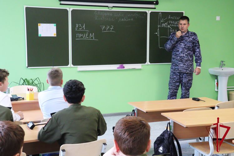 Профильные классы Росгвардии продолжают подготовку учащихся в колымских школах