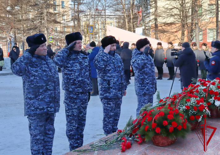 Магаданские росгвардейцы приняли участие в мероприятиях, посвященных празднованию Дня защитника Отечества