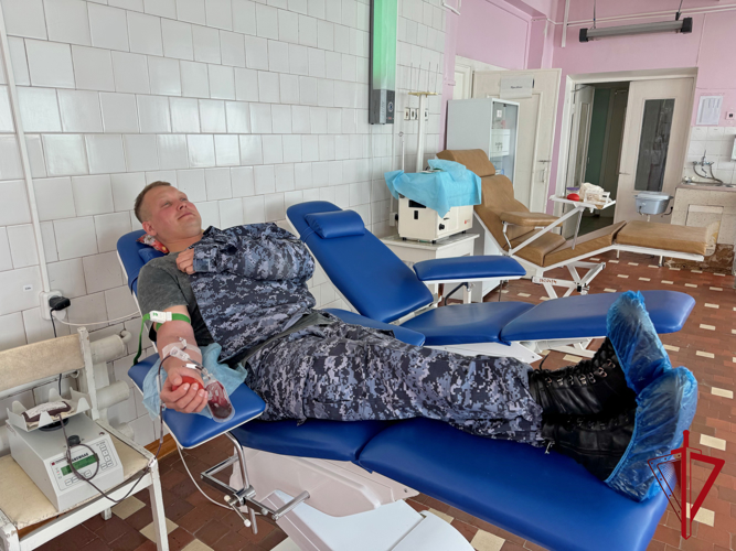 Магаданские росгвардейцы приняли участие в донорской акции «Сдай кровь-спаси жизнь!»