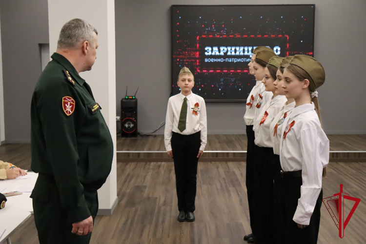 Учащиеся профильного класса Росгвардии стали победителями муниципального этапа военно-патриотической игры «Зарница 2.0»