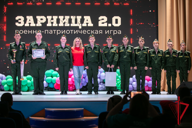 Юные росгвардейцы стали победителями регионального этапа игры «Зарница 2.0» в Магадане