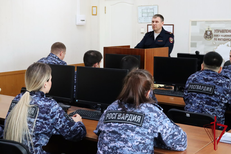 В Управлении Росгвардии по Магаданской области состоялась информационная встреча, посвященная безопасности дорожного движения