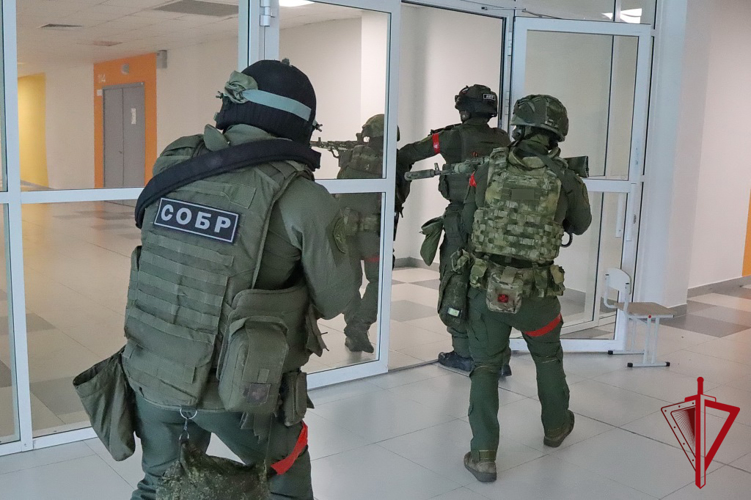 Росгвардейцы приняли участие в антитероррестических учениях в Ольском районе