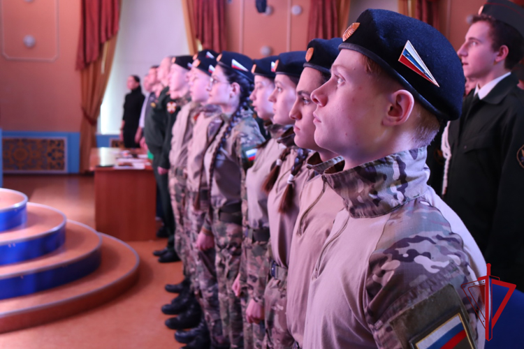 Учащиеся профильного класса Росгвардии стали победителями военно - патриотического конкурса «Память поколений»