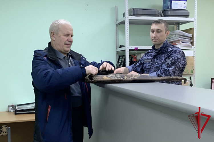 Добровольно сдавшим оружие гражданам положено денежное вознаграждение