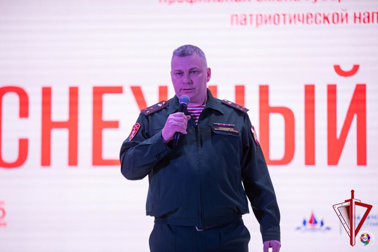Патриотическая профильная смена «Снежный десант – 2025» стартовала  в Магадане