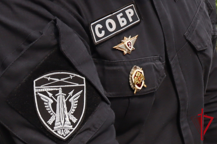 При содействии СОБР Росгвардии задержан магаданец, находившийся в федеральном розыске