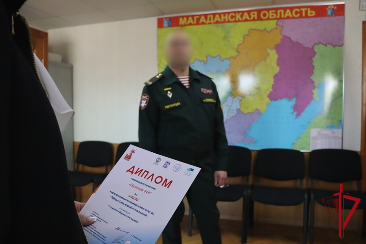 Офицер Росгвардии из Магадана занял второе место в межрегиональном литературном конкурсе