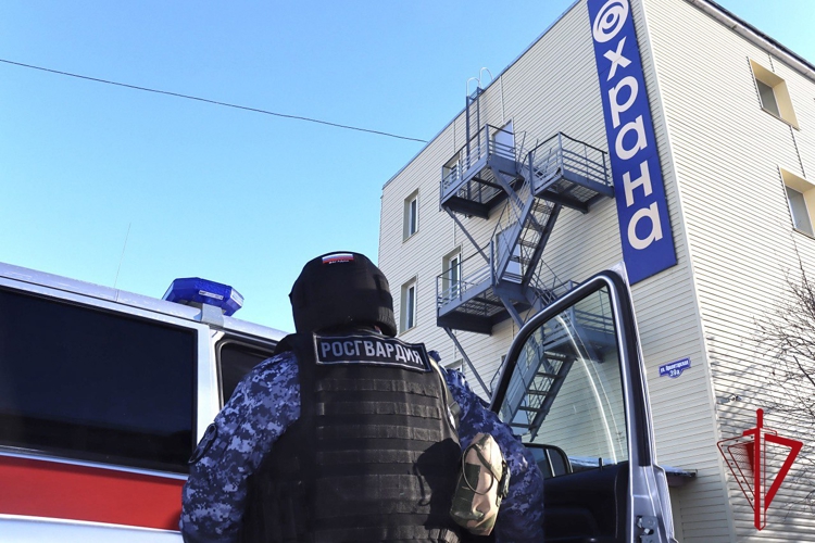 С начала года на Колыме росгвардейцы свыше 500 раз выезжали по сигналу «тревога» с охраняемых объектов 