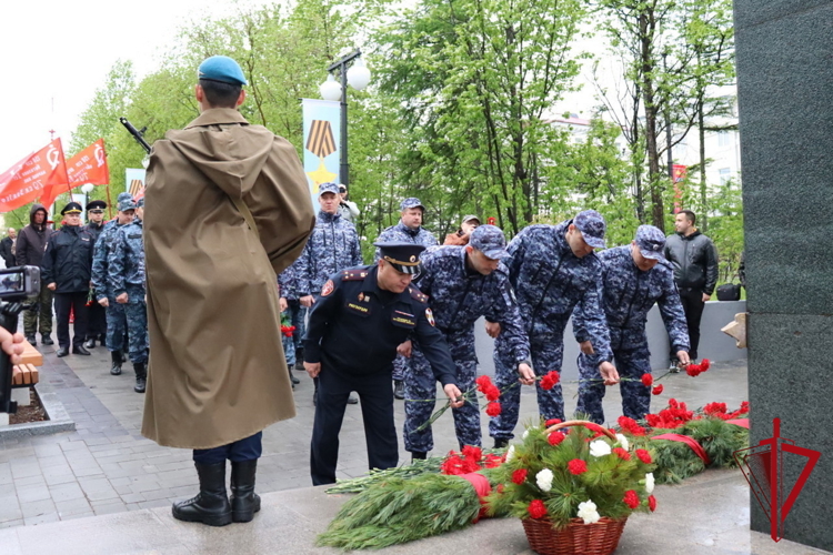 На Колыме росгвардейцы почтили память погибших в годы Великой Отечественной войны