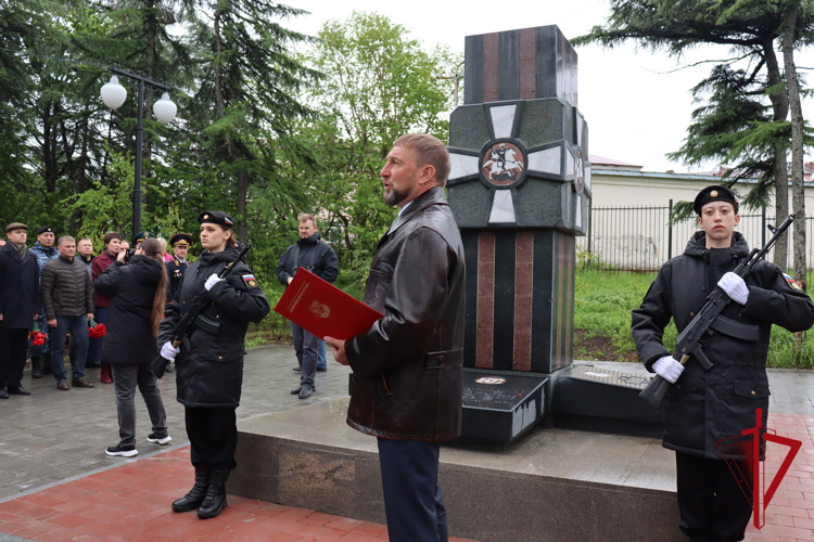 В День ветеранов боевых действий магаданские росгвардейцы почтили память погибших товарищей