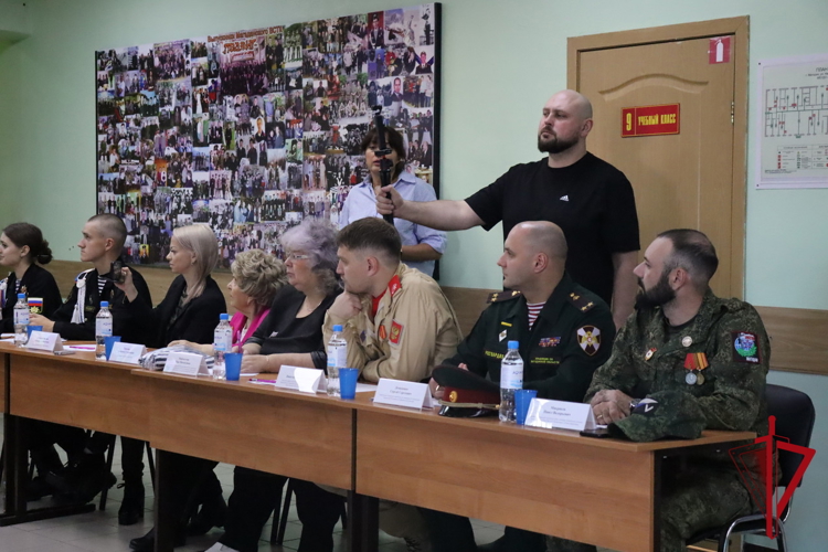 Представители Управления Росгвардии по Магаданской области приняли участие в брифинге в центре «Подвиг»