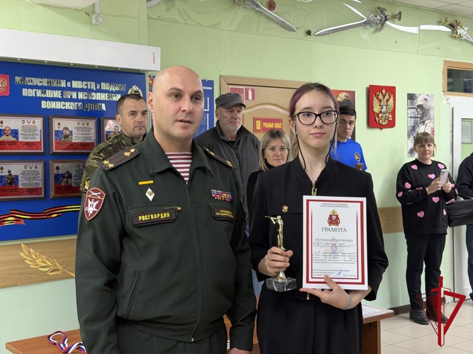 Команда юных росгвардейцев стала победителем соревнований по пулевой стрельбе среди кадетских классов Магадана