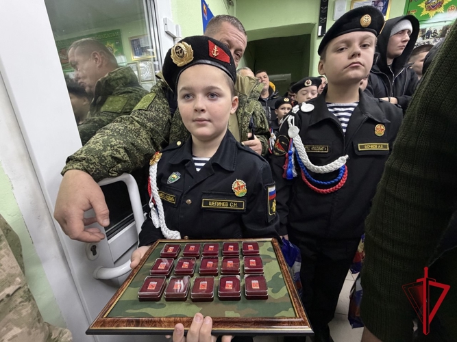 Офицер Росгвардии принял участие в проводах магаданских призывников