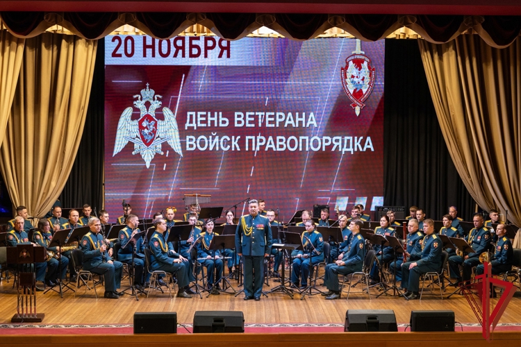 Герой России генерал армии Виктор Золотов вручил государственные и ведомственные награды ветеранам Росгвардии