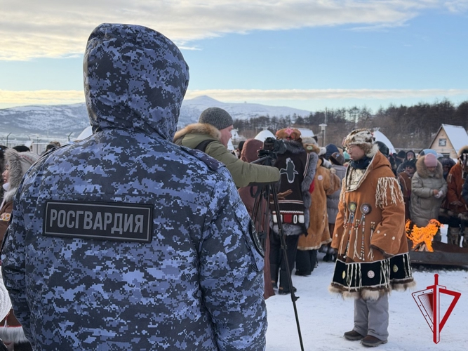 На Колыме Росгвардия и МВД обеспечили безопасность проведения национального праздника Туйгивин