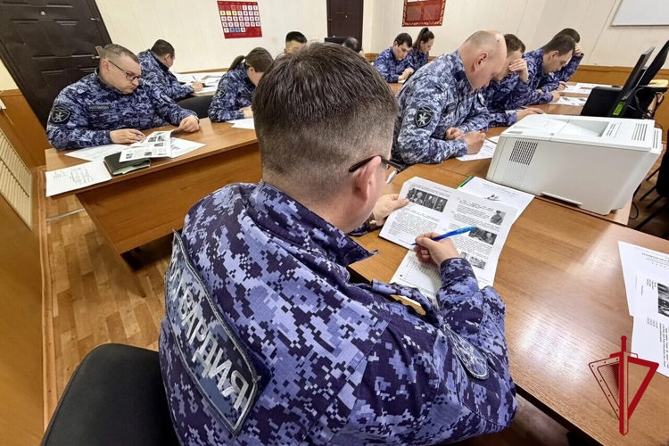 Росгвардия поддержала международную акцию «Диктант Победы» в Магадане