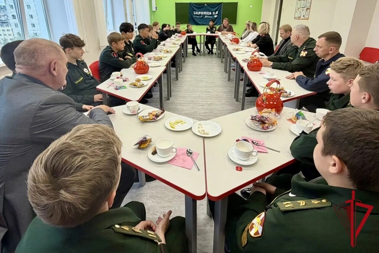 Руководство Управления Росгвардии по Магаданской области поздравило подшефных кадет с победой в «Зарнице 2.0»