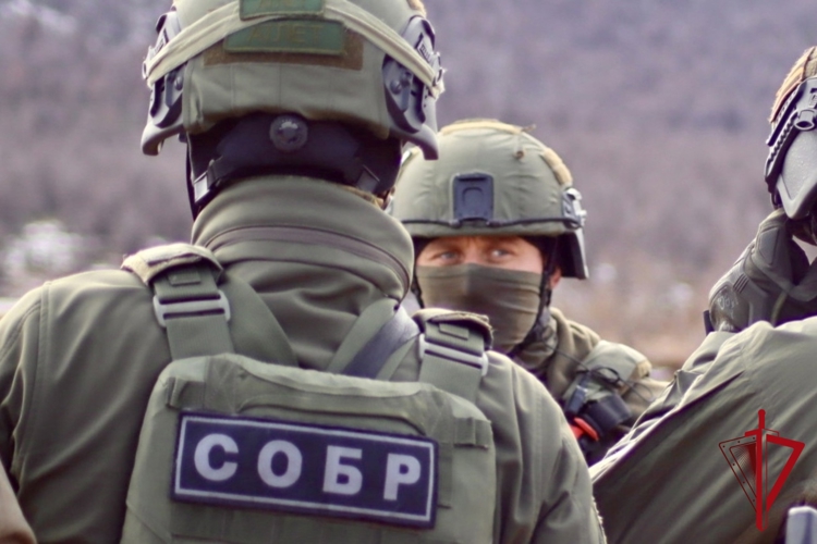 При содействии СОБР Росгвардии на Колыме задержан подозреваемый в экстремизме
